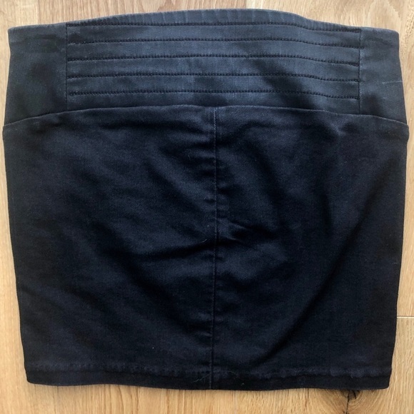 Black mini skirt by G-Star size 28 - Picture 3 of 7